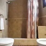 Casa Mercedes, Apartman *