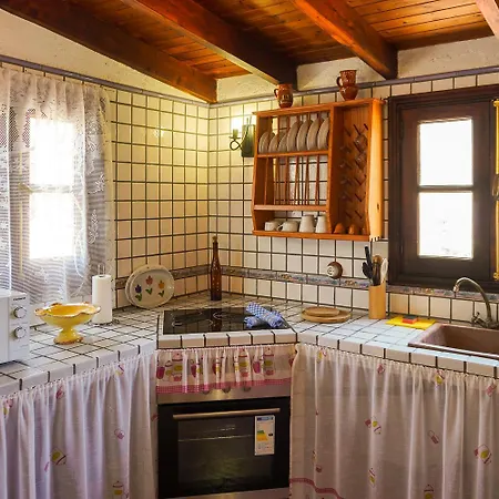 Casa Mercedes, * Tamaimo