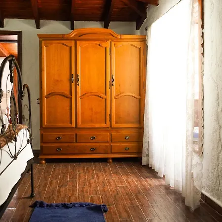 Casa Mercedes, Tamaimo