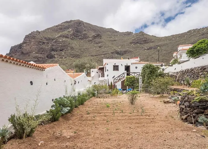 Casa Mercedes,